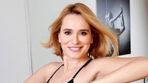 Secretul Andreei Esca a ieşit la suprafaţă. Cum a ajuns "noaptea acasă, în chiloți și în maieu"