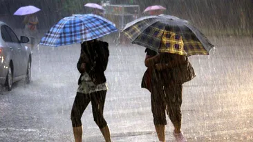 Alertă de ploi și vijelii în România. ANM a anunțat care sunt județele ce vor avea de suferit în următoarea perioadă