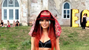 Elena Gheorghe, show de senzație la Electric Castle! Publicul a dansat și a cerut bis: “M-am bucurat enorm să văd publicul dansând în hore și cântând alături de noi”