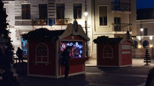 Târgul de Crăciun din Craiova a fost închis de DSV, la nicio oră de la deschidere