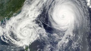 România, lovită de un ciclon arctic! Viscol puternic și risc major de avalanșe