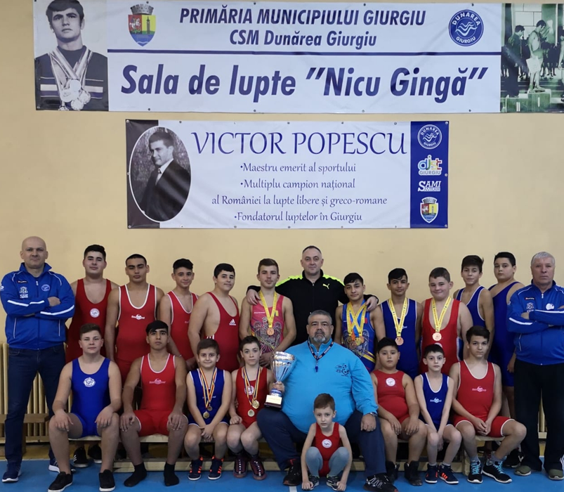 Valentin și "familia" lui de la club