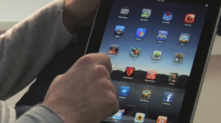 VIDEO iPad 2 a fost lansat pe piata