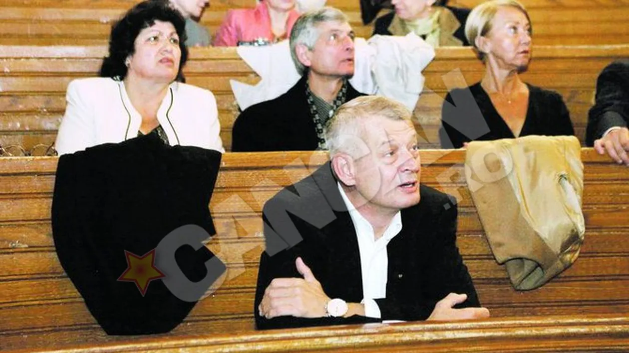 Sorin Oprescu, bucuros ca si-a revazut colegii! S-a intors la scoala!