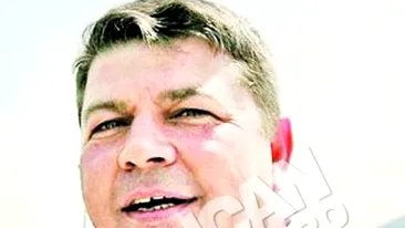 Cu toate ca, din anii '90, de la prima licitatie la care a participat, Dorinel Umbrarescu si-a facut palat si a devenit milionar in euro, mananca fasole cu ceapa