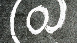 BUZZ, vrei sa fii sotia mea? Casatorii in direct, pe messenger, la Starea Civila din Iasi!