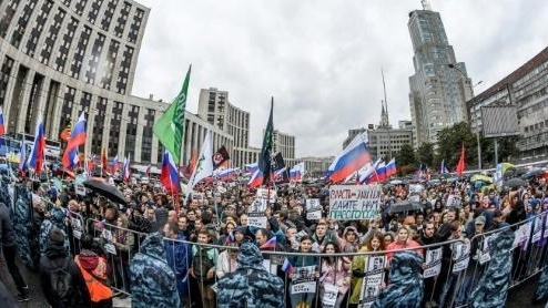 Actorul Pavel Ustinov a fost condamnat pentru agresiune în urma protestelor de la Moscova