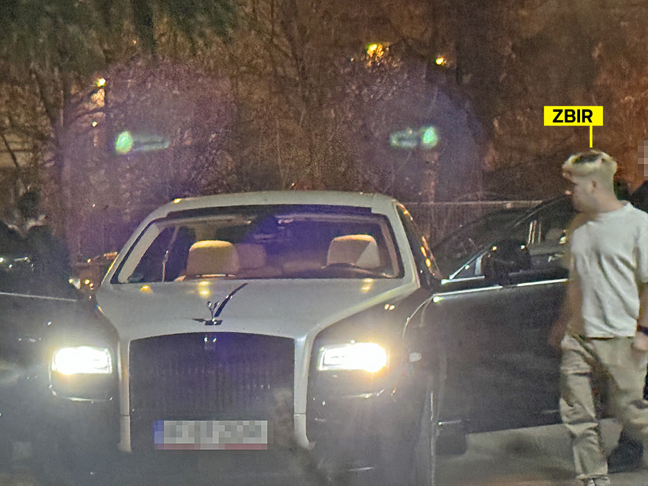 Andrei Zbir și-a achiziționat un Rolls Royce Ghost, în valoare de 200.000 de euro (Foto: CANCAN.RO)
