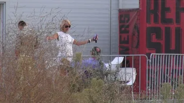 Monica Iagar si-a inecat amarul la malul marii! Dupa ce s-a certat cu logodnicul, si-a facut de cap cu un afacerist celebru!