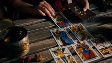 Cartea de Tarot de azi, 6 aprilie 2026. Magicianul inversat, maestrul iluziilor, anunță că este momentul să faci schimbări