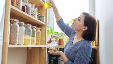 Alimentele pe care ar trebui să le ai mereu în cămară. Nutriționiștii spun că ajută la reducerea inflamației
