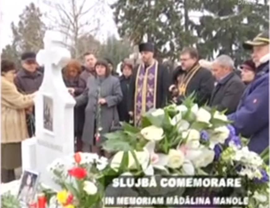 Mădălina Manole, comemorată! Scene cutremurătoare petrecute la mormântul celei supranumite “Fata cu părul de foc”