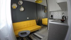 Garsoniera de 11 metri pătrați din Cluj a fost scoasă la vânzare! Incredibil cât cere proprietarul pe ea