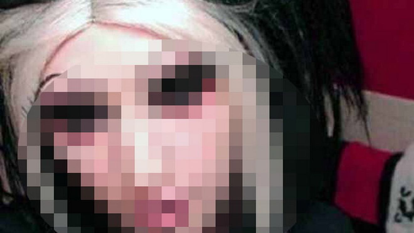 "Acum chiar arati ca Dracu!" Transformarea SOCANTA a unei fete frumoase, dupa ce si-a TATUAT ochii! Cum arata