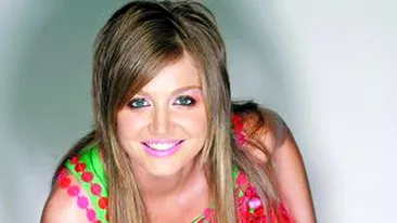 Oana Petre incepe un proiect solo