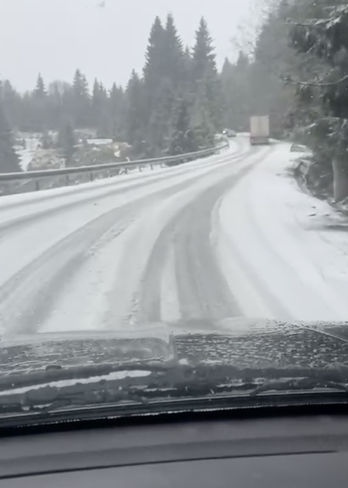 Ninge ca-n mijlocul iernii în România. Care sunt orașele afectate