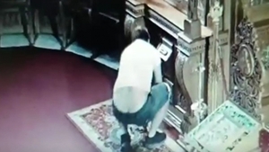 A fost condamnat la închisoare pentru că a spart cuta milei dintr-o mănăstire. Ce a făcut cu banii furați