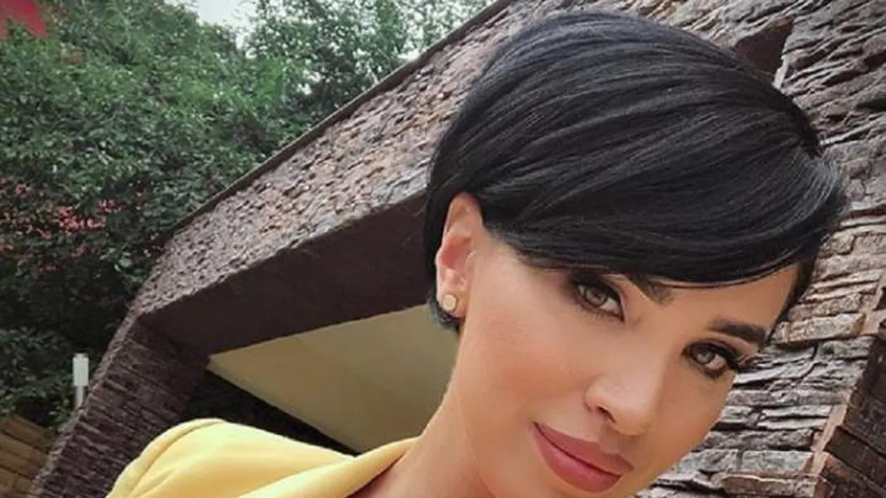 Adelina Pestrițu, mesaj de disperare. Influencerița a rămas fără Instagram