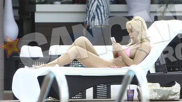 Doar iubitii ei pot sa o vada asa! Simona Trasca, cu sanii si cu zona intima la vedere! Totul s-a intamplat la piscina