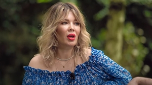 Gina Pistol s-a luat cu mâinile de cap, după ce a văzut cum arată Inna. „Mă duc să bag o gură de apă”