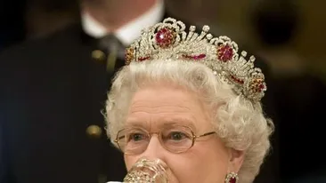 De ce bea Regina Elisabeta numai vin românesc