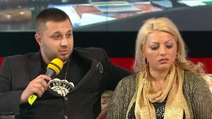 Triunghi amoros cu happy-end! Nicoleta Guta si-a parasit amantul si s-a intors la copii! Guta a crezut ca moare din cauza ei!