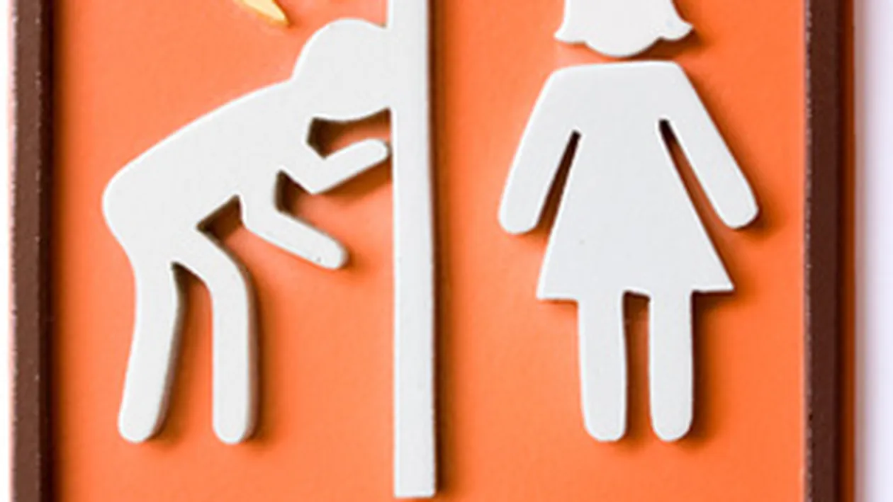 O femeie si-a dat sotul afara din casa, l-a izolat intr-o camera din curte si i-a sudat usa de la toaleta