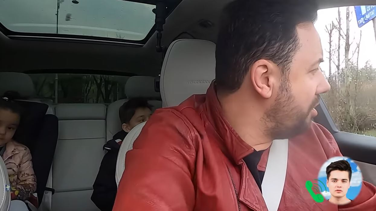 Scandal în mașina lui Cătălin Măruță! David și Eva i-au cerut să-l sune pe Selly la 7 dimineața de ziua lui! Cine a răspuns la telefonul vloggerului