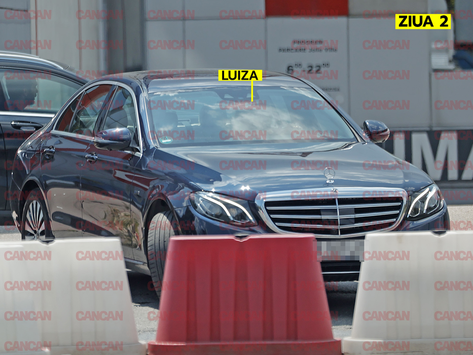 Luiza conduce o mașină de lux