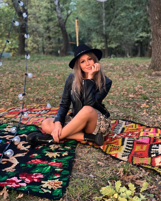 Raluca Gălățanu, sora lui Mario Fresh, s-a apropiat de Jador / (Sursa: Instagram)