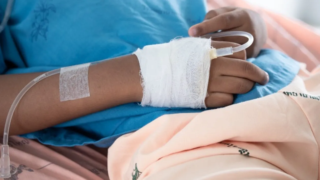 O asistentă medicală de la Ineu a murit de COVID-19! Avea 55 de ani și nu suferea de afecțiuni cornice