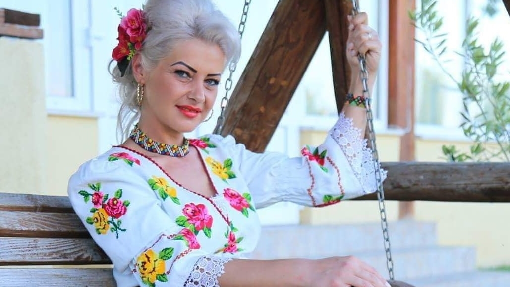 Fiul cel mare al artistei Anamaria Pop, mesaj sfâșietor: "Ți-am luat bluza și mi-am pus-o la nas doar ca să-ți mai simt mirosul..."