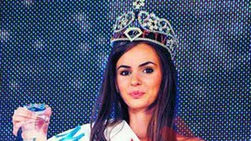 Pleaca sa faca facultatea la Londra