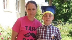 Un copil de 11 ani, din Suceava, a murit de tetanos pentru că mama ar fi anunțat medicii după 10 zile că s-a înțepat în picior!