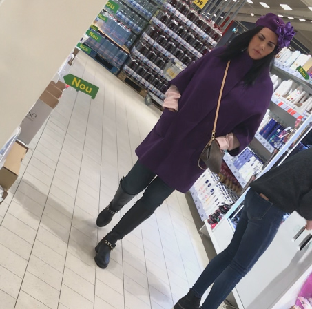 Lavinia Pârva, la cumpărături într-un supermarket din Capitală