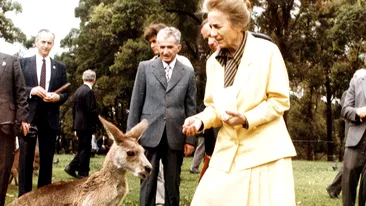 Elena Ceaușescu a făcut gafa secolului în timpul unei vizite în Australia! Cuvintele care au devenit banc printre români
