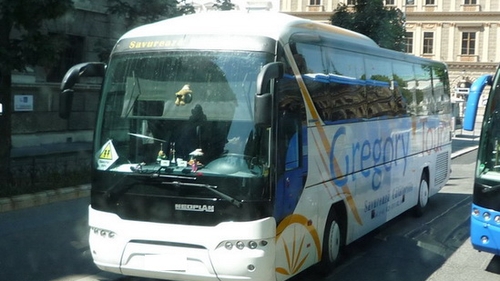 Ultima imagine cu "cosciugul pe 4 roti" in care au murit 18 romani! Cum arata "autobuzul GROAZEI" inainte de a pleca la drum!