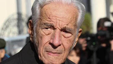 Urna cu cenuşa regizorului Sergiu Nicolaescu a fost înhumată la Cimitirul Bellu Militar