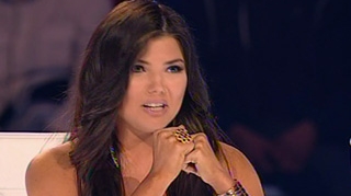 VIDEO Paula Seling l-a dezbracat pe Adi Sina in direct la "X Factor"!