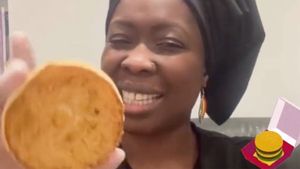 Cum arată un Big Mac de la McDonald's, după un an de zile. Experimentul făcut de această clientă