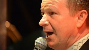 Aurel Tămaş, în doliu! Artistul a făcut anunţul trist: "A plecat să se odihnească în lumea cealaltă"