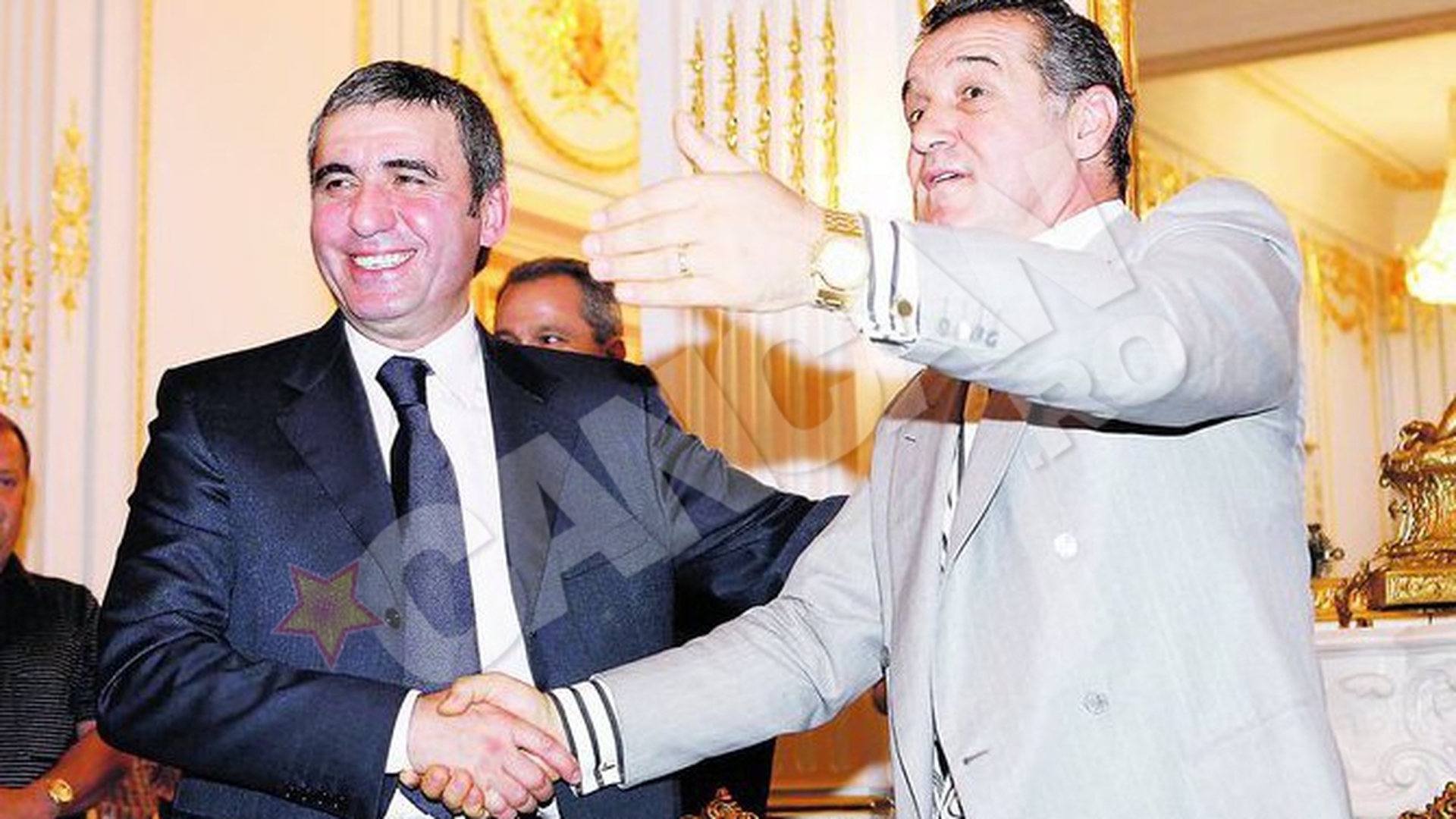 Hagi va antrena din iarna in Ghencea! "Regele" va fi incoronat din nou la Steaua