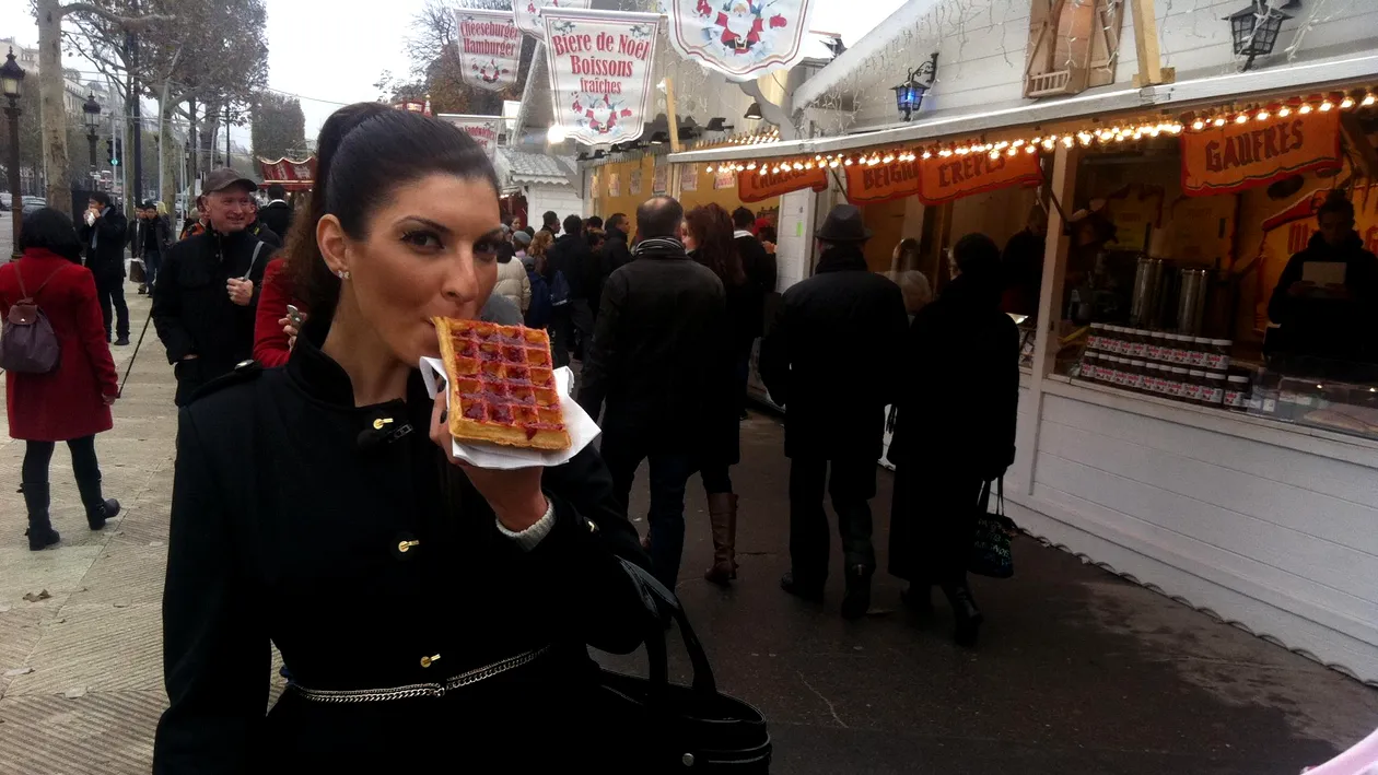 Proaspata gravida Tonciu a poftit la o gofra imensa cu dulceata de capsuni tocmai la Paris