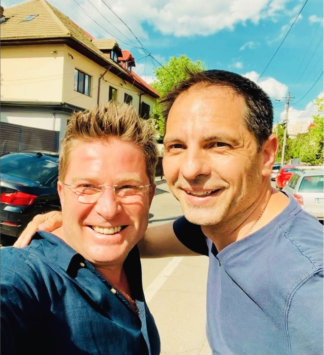 Dan Negru, alături de prietenul lui, Pavel Bartoș (Foto: Instagram)
