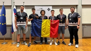 Trei medalii de aur pentru România la Olimpiada de Informatică. Cine sunt elevii premiați