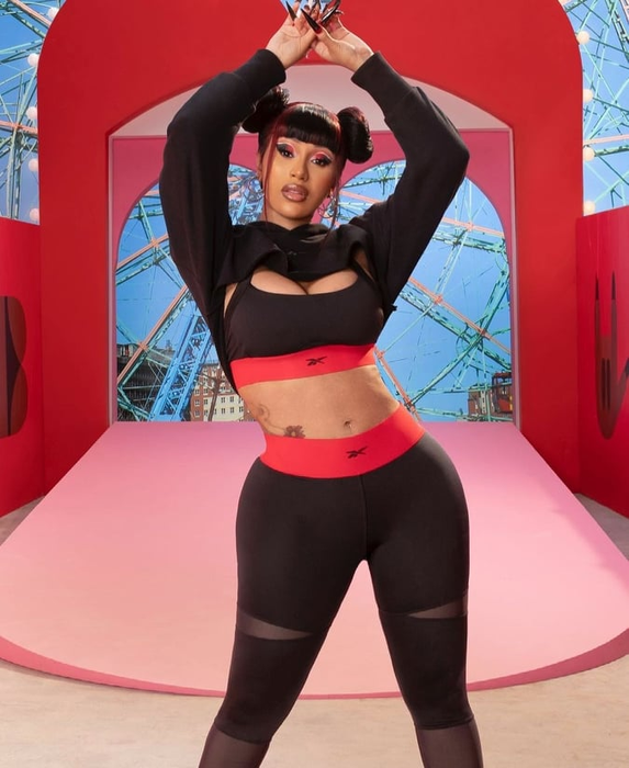 Cardi B va deveni mămică pentru a doua oară! Vedeta le-a dat tuturor vestea cea mare