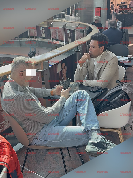 Zed și-a făcut apariția în Băneasa Shopping City,