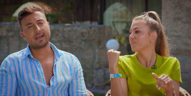 Codruța Filip l-a lovit pe Valentin Sanfira, iar Antena 1 a difuzat imaginile. Ipostazele amuzante în care au fost surprinși pe vremea când formau un cuplu