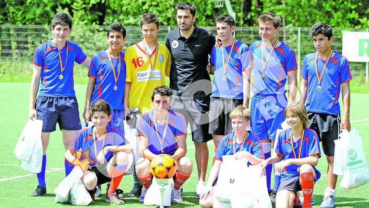 A reusit sa marcheze intr-un meci demonstrativ. Copiii l-au convins pe Clau-gol sa revina pe gazon