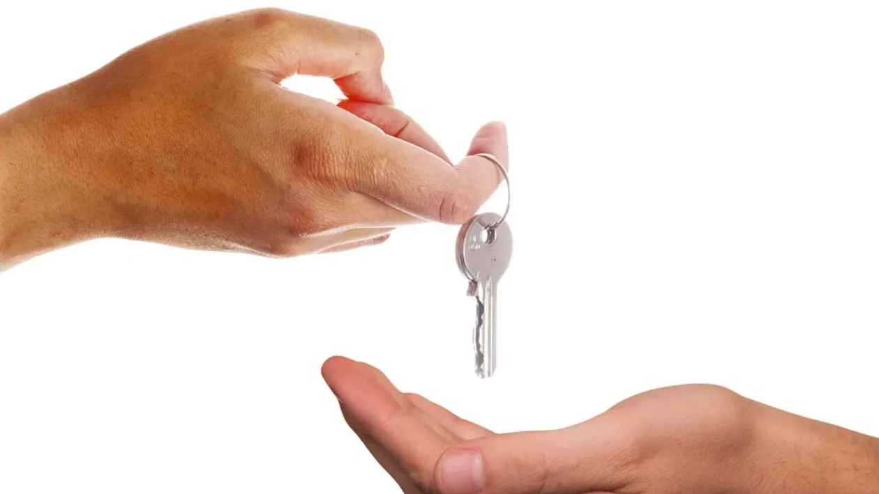 Ireal! Câți euro se cere chirie pe o garsonieră de doar 9 metri pătrați. Stai înghesuit, dar ai priveliște